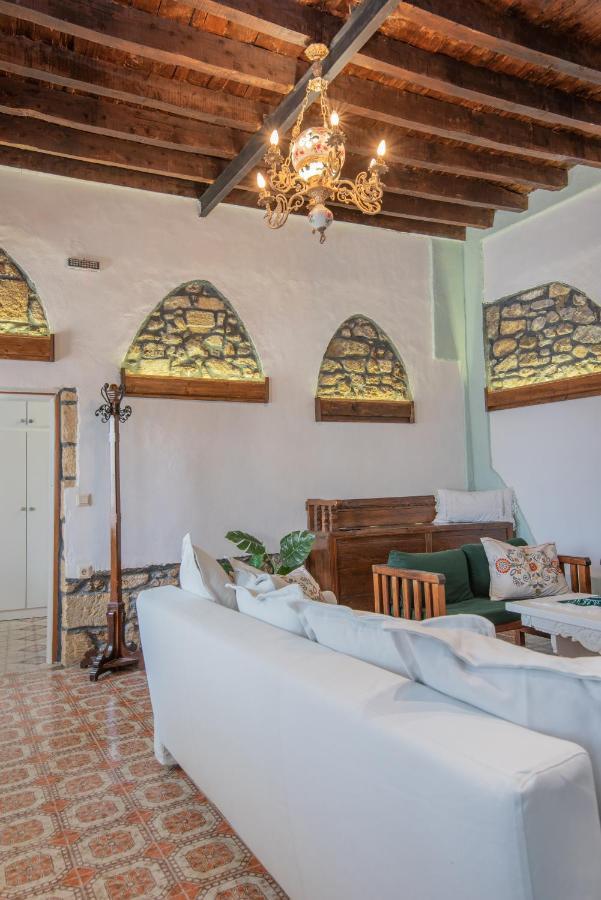 Philoxenia Traditional House Pastida エクステリア 写真